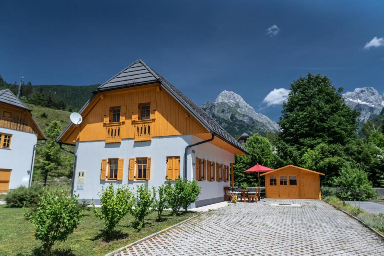 House Parabola Лог-под-Мангартом Экстерьер фото